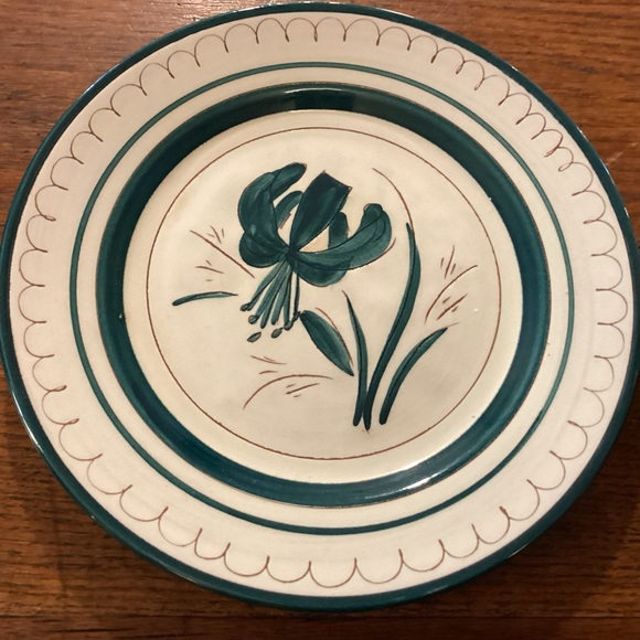 2 pc. Stangl pottery plate and tab handle bowl - Picture 2 of 6